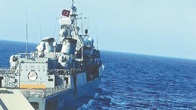 Το ρήγμα στο «Κεμάλ Ρέις» δυνάμωσε τον συναγερμό