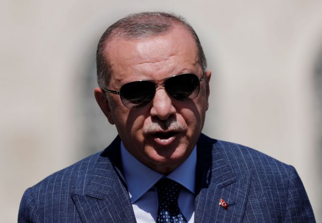 Επιμένει στον «διάλογο» ο Ερντογάν – Μπαράζ διπλωματικών επαφών Δένδια