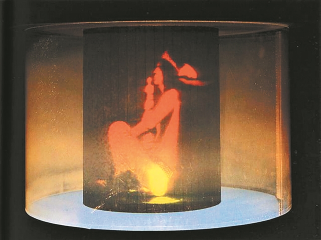 Οταν ο Σαλβαντόρ Νταλί έκανε τον Αλις Κούπερ… ολόγραμμα