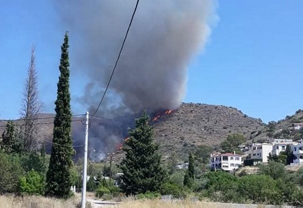Φωτιά στην Αίγινα