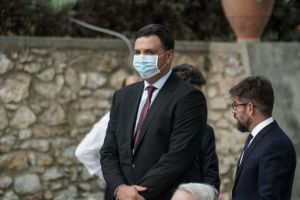 Κικίλιας: Κρίσιμοι οι επόμενοι μήνες για την πορεία της πανδημίας