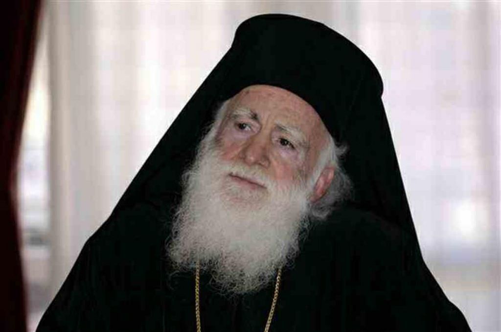 Απίστευτη προτροπή από τον Αρχιεπίσκοπο Κρήτης Ειρηναίο: Μη φοράτε μάσκες κάνουν κακό στην πίστη