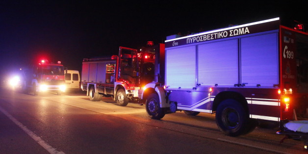 Πυρκαγιά σε υπόγειο στη Θεσσαλονίκη : Απεγκλωβίστηκαν 4 άτομα, μεταξύ των οποίων ένα μικρό παιδί