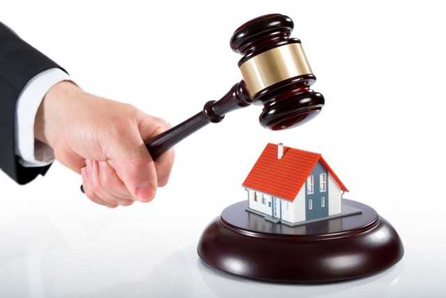 Πτωχευτικός κώδικας: Πότε αναστέλλονται πλειστηριασμοί και κατασχέσεις