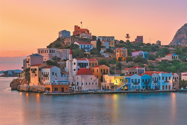 Το Καστελλόριζο στο επίκεντρο…