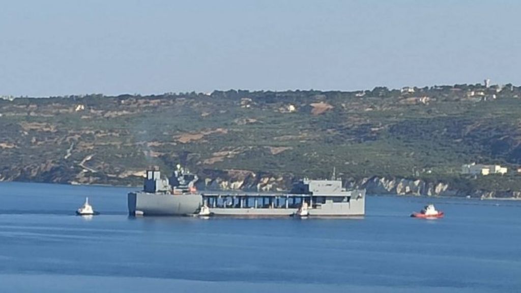 Κατέπλευσε στη Σούδα το αμερικανικό ελικοπτεροφόρο – Η «υποδοχή» Πάιατ