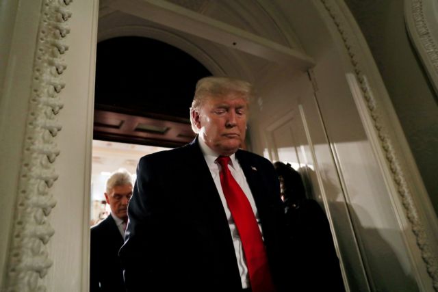 Κοροναϊός: Εμβόλιο πριν τις εκλογές στις ΗΠΑ υπόσχεται ο Τραμπ