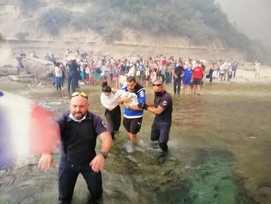 Γαλλία: Θύμισαν Μάτι οι εικόνες από τη φωτιά στη Μασσαλία