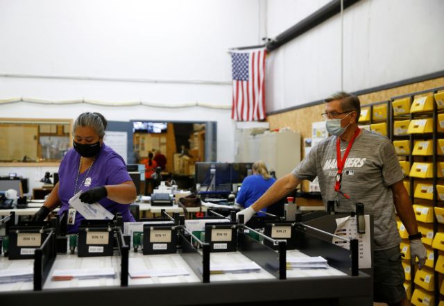 ΗΠΑ: Επικήρυξη 10 εκατ. δολάρια για «ξένο δάκτυλο» στις εκλογές