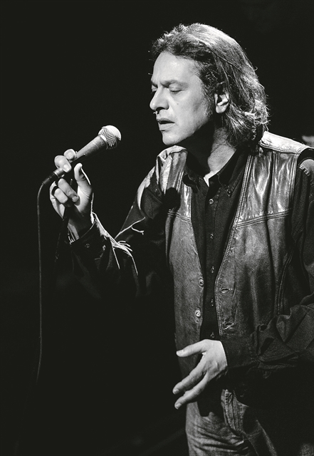 «Δεν μπορούμε να αψηφούμε τους επιστήμονες»