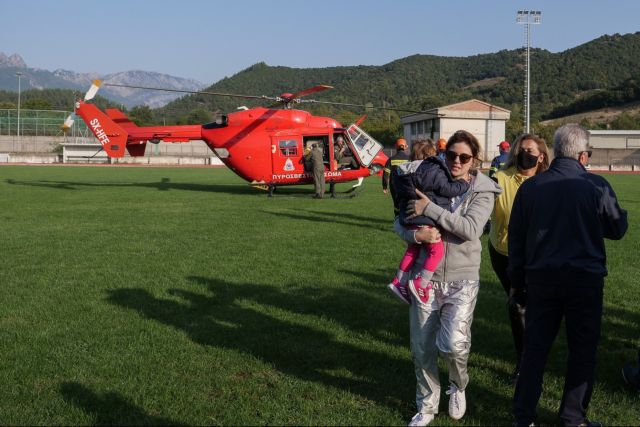 Συγκλονίζει η έγκυος που απεγκλωβίστηκε από την Οξυά – «Βράζαμε νερό από το ρέμα για να πιούμε»