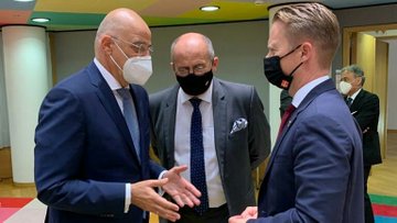 Δένδιας: Δεν αρκεί μόνο η αποχώρηση του Oruc Reis