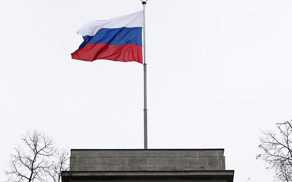 Ρωσική πρεσβεία κατά Πομπέο: Προσπαθεί να τραβήξει την Ελλάδα στο αντιρωσικό μέτωπο