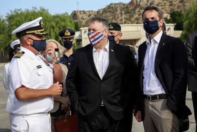 Στη βάση της Σούδας Πομπέο – Μητσοτάκης – Επίκεινται δηλώσεις