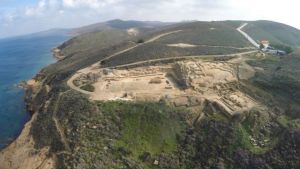 Αυτοψία Μενδώνη στη Λήμνο – Έργα 10 εκατομμυρίων ευρώ μέσω ΕΣΠΑ