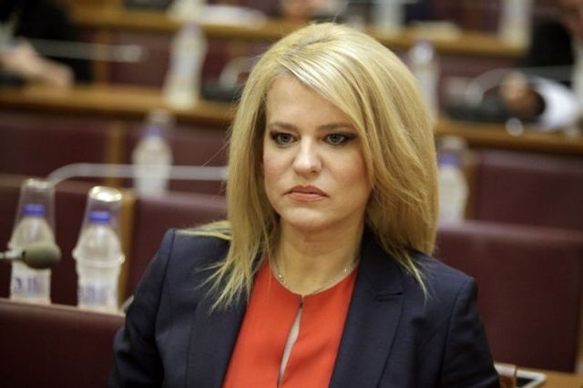 Φίλης, Μπίστης και Καββαδία αδειάζουν τη Τζάκρη: Ο διεθνισμός είναι στις αρχές της ΣΥΡΙΖΑ