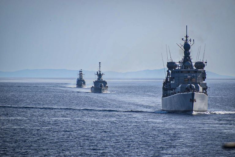 Ραγδαίες εξελίξεις στην Ανατ. Μεσόγειο: Αποσύρονται σταδιακά τουρκικά και ελληνικά πολεμικά πλοία