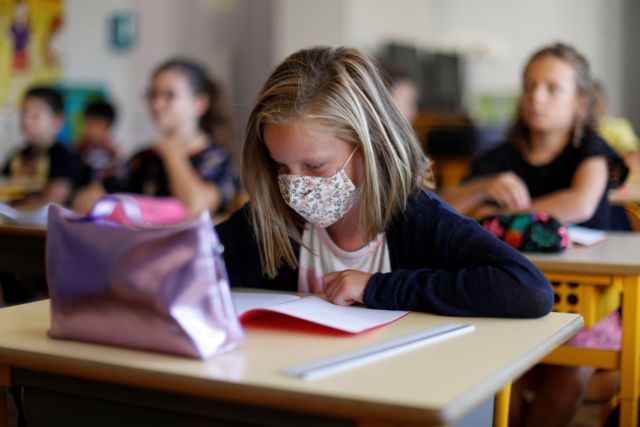 Θεσσαλονίκη: Ακατάλληλες 20.000 μάσκες που προορίζονταν για σχολεία