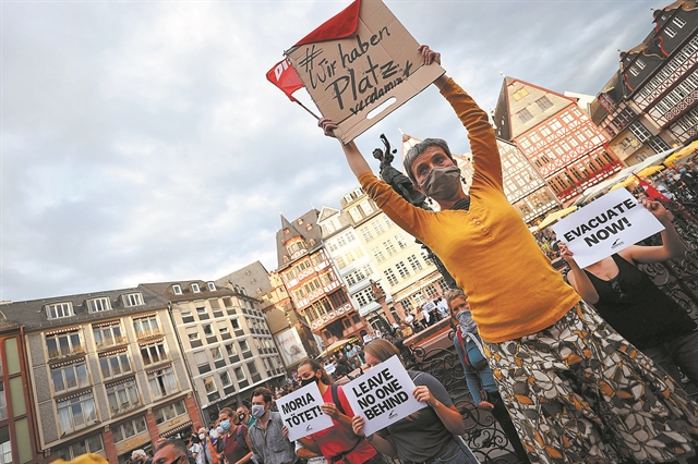 Μία κόκκινη γραμμή ξεθώριασε