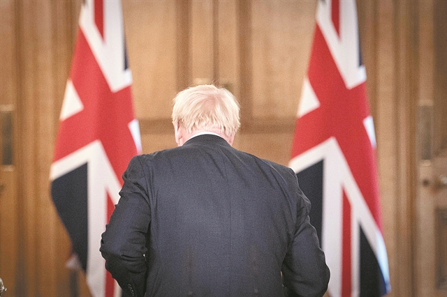 Τρομάζει και τους Ελληνες το no deal