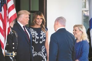 Η πρώτη κυρία των ΗΠΑ και η επιλογή των designers