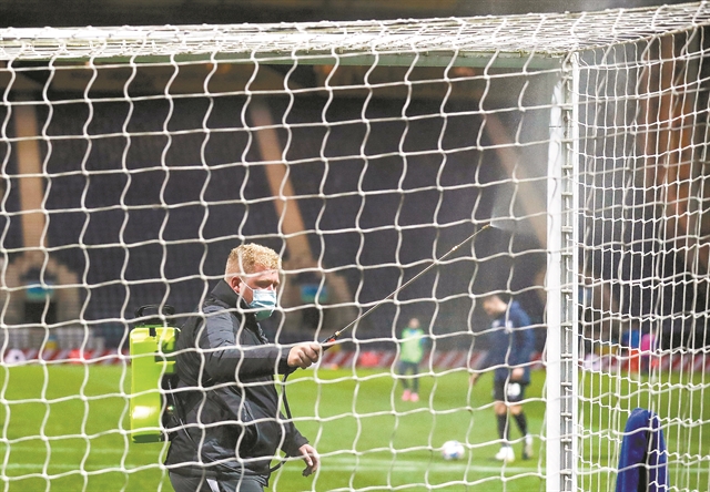 Ολοι προ των ευθυνών τους