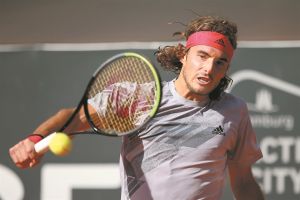 Τρίτος ξενιτεμός για Κουτρουμπή