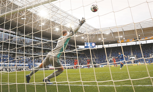 Στάση Χόφενχαϊμ