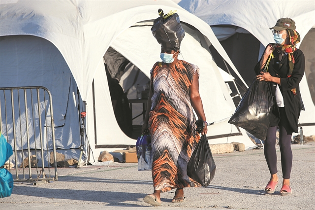 Αναζητούν στα βουνά εκατοντάδες μετανάστες