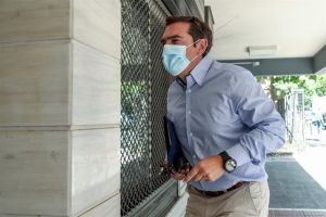 Γκρίνια στον ΣΥΡΙΖΑ για τρία μέτωπα