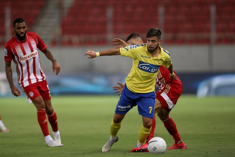 Ολυμπιακός – Παναιτωλικός : Η μεγάλη απόκρουση του Σα στο τετ α τετ του Μάζουρεκ (Vid)