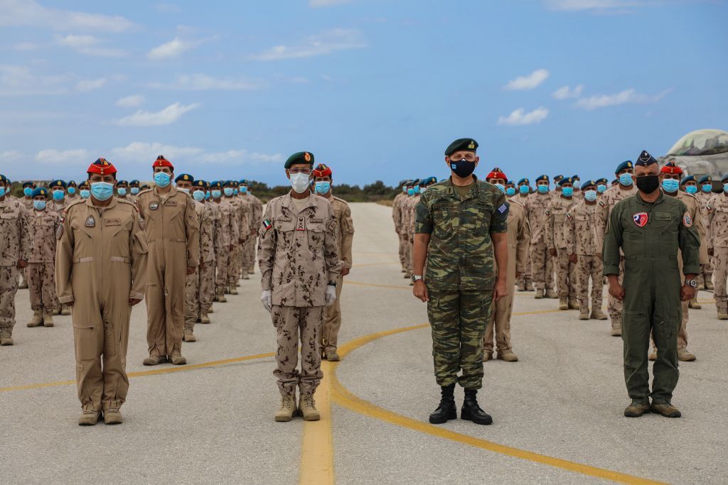 Επίσημη επίσκεψη του αρχηγού των Ενόπλων Δυνάμεων των ΗΑΕ – Συνάντηση με τον ΑΓΕΕΘΑ Φλώρο