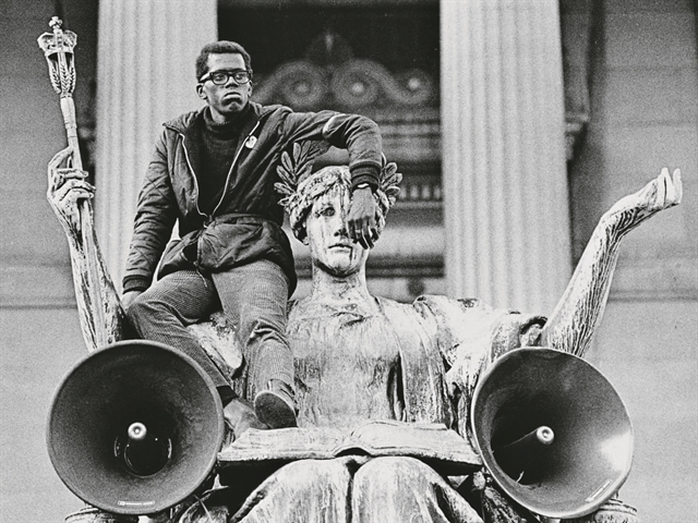 Το ντοκιμαντέρ μιας γενιάς