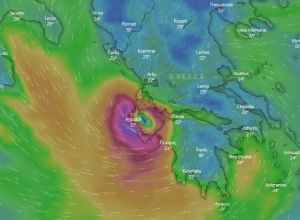 Δείτε την εξέλιξη του κυκλώνα Ιανού σε πραγματικό χρόνο
