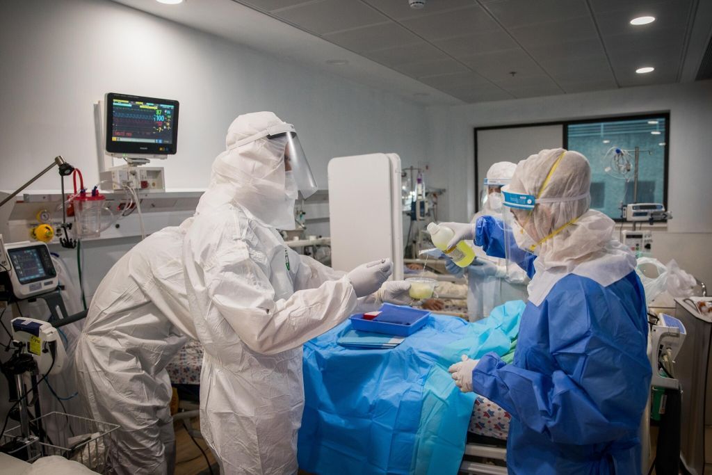 Δραματικό μήνυμα από τον ΠΟΥ: Αγνωστος ο πραγματικός αριθμός νεκρών από κοροναϊό