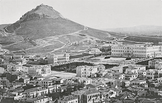 Η γιαγιά μου η Αθήνα