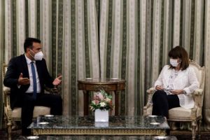 Σακελλαροπούλου σε Ζάεφ: Οι διμερείς μας σχέσεις έχουν εισέλθει σε νέα εποχή