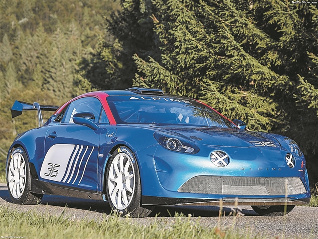 Δεν κλείνει η Alpine