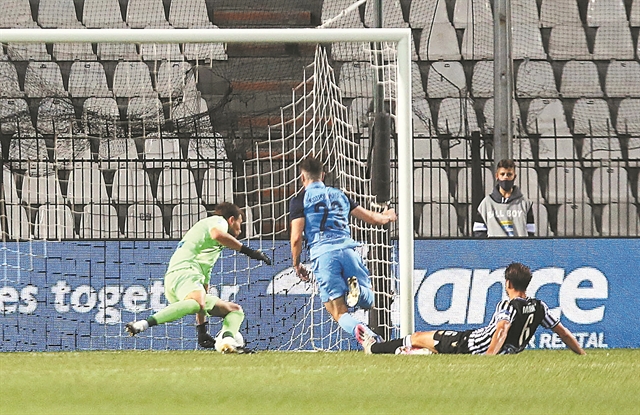 Ενα βήμα πίσω για τον Φερέιρα