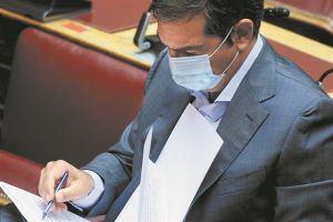 «Γραμμή» για μετωπική με την κυβέρνηση