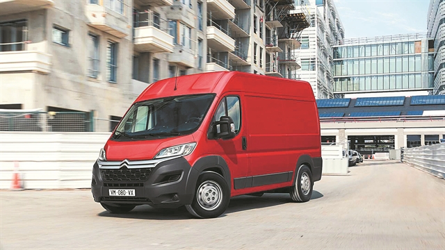 Στην πρίζα οι μεταφορές