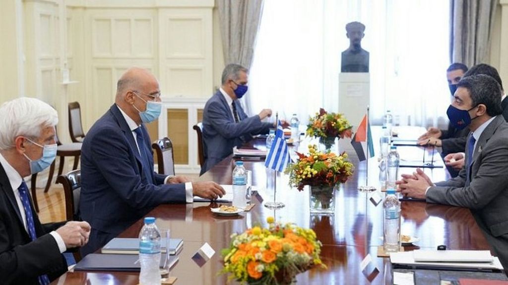 Τα Εμιράτα σε ρόλο – κλειδί – Η Ελλάδα ενισχύει τις επαφές της