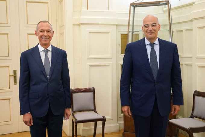 Οι εξελίξεις στην Ανατ. Μεσόγειο στο επίκεντρο της συνάντησης Δένδια με τον Ρώσο πρέσβη