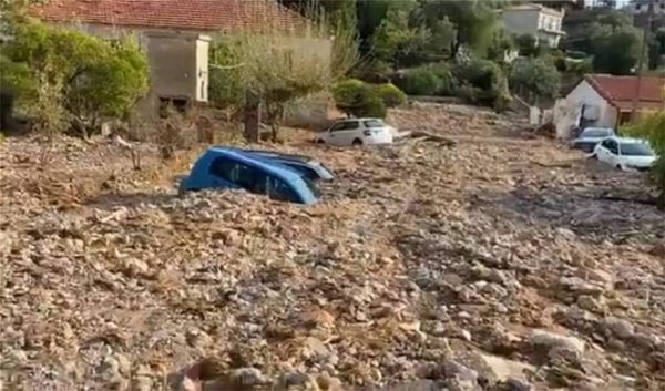 Ιανός: Τρεις οι νεκροί στην Καρδίτσα – Αγωνία για δύο αγνούμενους σε Μουζάκι και Μακρυχώρι