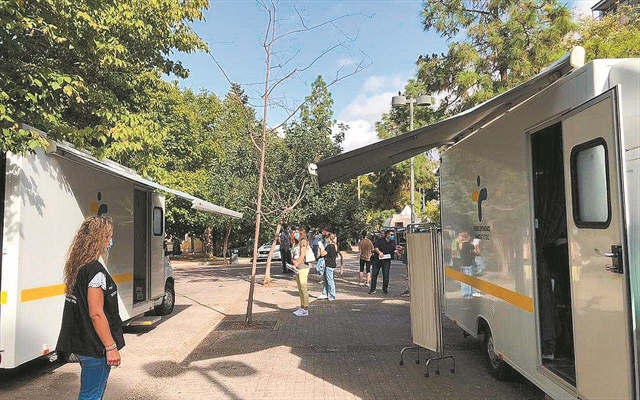 Ντόμινο κρουσμάτων απειλεί τις κλειστές δομές