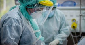 Κοροναϊός: 2.562 νέα κρούσματα και στους 124 οι διασωληνωμένοι