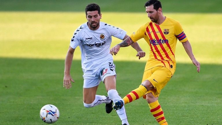 Επικός Μέσι σε αντίπαλο: «Σταμάτα να με κλωτσάς ρε…»