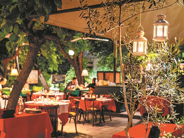 Οι μάσκες προστασίας, η αμηχανία, ο σκεπτικισμός…