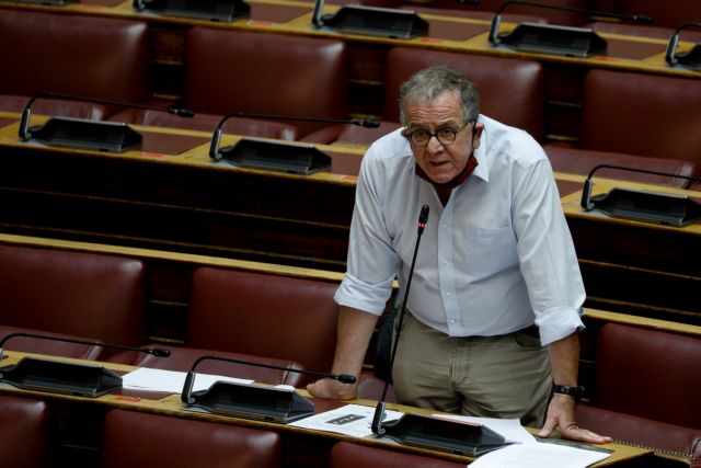 Μουζάλας κατά Μηταράκη για επαναπροωθήσεις