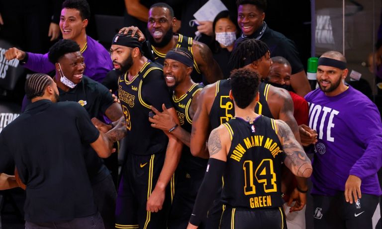 Λέικερς – Νάγκετς 105-103: Ο Ντέιβις… σκότωσε το Ντένβερ